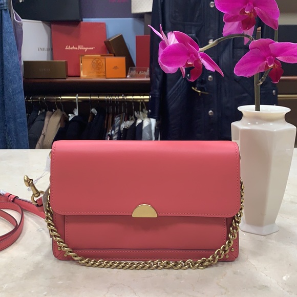 COACH 1941 DREAMER GLOVE TANNED LEATHER CONVERTIBLE CROSSBODY GOLD CHAIN PINK - Picture 3 of 15